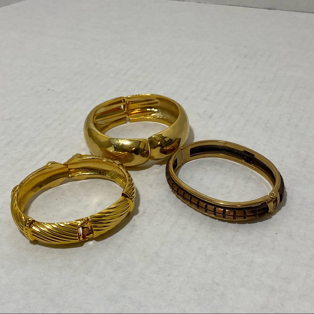 Gold tone bangles bracelet bundle- adjustable (3)